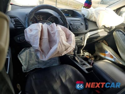 Zdjęcie 8 z 12 samochodu: 2017 FORD ESCAPE S VIN:1FMCU0F78HUA15285 - miniatura