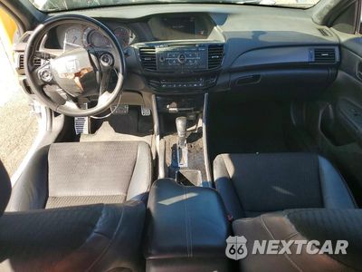 Zdjęcie 8 z 12 samochodu: 2016 HONDA ACCORD SPORT VIN:1HGCR2F57GA201854 - miniatura