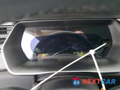 Zdjęcie 9 z 11 samochodu: 2015 TESLA MODEL S VIN:5YJSA1E27FF119731 - miniatura