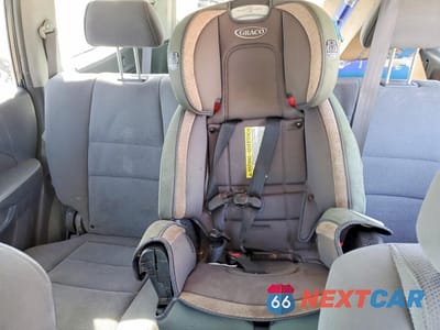 Zdjęcie 10 z 13 samochodu: 2006 HONDA PILOT EX VIN:2HKYF18436H563974 - miniatura