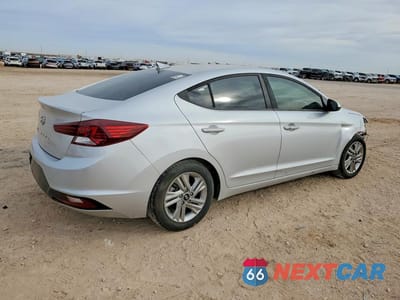 Trzecie zdjęcie samochodu z tyłu: 2019 HYUNDAI ELANTRA VALUE EDITION VIN:KMHD84LF7KU862222 - miniatura