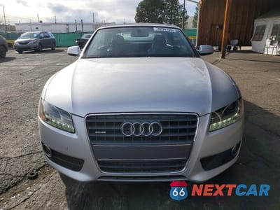 Piąte zdjęcie samochodu w środku: 2010 AUDI A5 PREMIUM PLUS VIN:WAULFAFH2AN026387 - miniatura