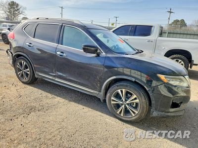 Czwarte zdjęcie samochodu z boku: 2017 NISSAN ROGUE SL VIN:5N1AT2MTXHC797133 - miniatura