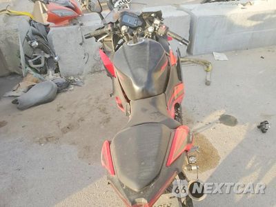 Zdjęcie 6 z 8 samochodu: 2025 KAWASAKI EX500 VIN:ML5EXGG11SDA54912 - miniatura