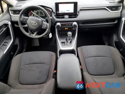 Zdjęcie 8 z 12 samochodu: 2025 TOYOTA RAV4 LE VIN:JTMK1RFV0SD131146 - miniatura