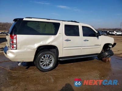 Trzecie zdjęcie samochodu z tyłu: 2008 GMC YUKON XL K1500 VIN:1GKFK16358R214604 - miniatura