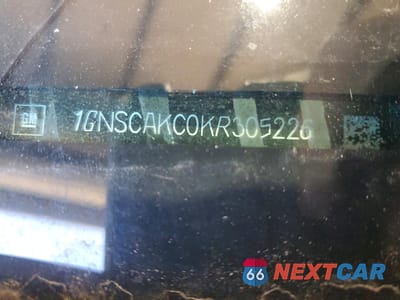 Zdjęcie 12 z 12 samochodu: 2019 CHEVROLET TAHOE C1500 LS VIN:1GNSCAKC0KR305226 - miniatura