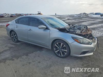 Czwarte zdjęcie samochodu z boku: 2016 NISSAN ALTIMA 2.5 VIN:1N4AL3AP4GC274647 - miniatura