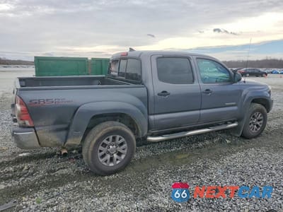 Trzecie zdjęcie samochodu z tyłu: 2014 TOYOTA TACOMA DOUBLE CAB PRERUNNER VIN:5TFJU4GN4EX063960 - miniatura