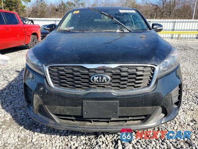 Piąte zdjęcie samochodu w środku: 2019 KIA SORENTO L VIN:5XYPG4A3XKG534775 - miniatura