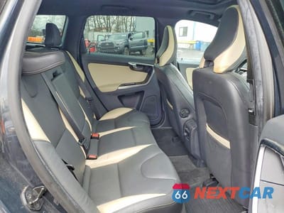 Zdjęcie 10 z 12 samochodu: 2012 VOLV XC60 VIN:YV4902DZ3D2413632 - miniatura