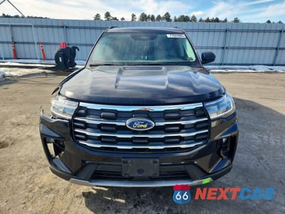 Piąte zdjęcie samochodu w środku: 2025 FORD EXPLORER ACTIVE VIN:1FMUK8DH3SGA19660 - miniatura