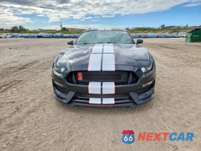 Piąte zdjęcie samochodu w środku: 2016 FORD MUSTANG SHELBY GT350 VIN:1FA6P8JZ6G5525942 - miniatura
