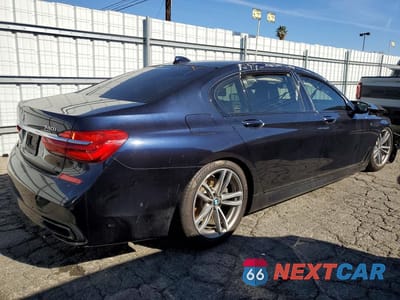 Trzecie zdjęcie samochodu z tyłu: 2017 BMW 740 I VIN:WBA7E2C52HG739597 - miniatura