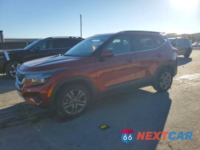 2021 KIA SELTOS S KNDEU2AA9M7218884 - główne zdjęcie licytacji z USA - miniatura