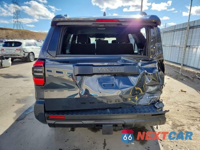 Zdjęcie 6 z 13 samochodu: 2025 TOYOTA 4RUNNER TRD OFF-ROAD HV VIN:JTEVB5BR7S5006596 - miniatura