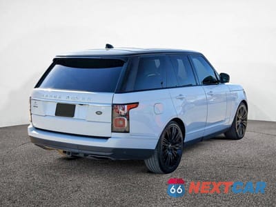 Czwarte zdjęcie samochodu z boku: 2018 LAND RANGE ROVE WHITE VIN:SALGS2RKXJA380798 - miniatura