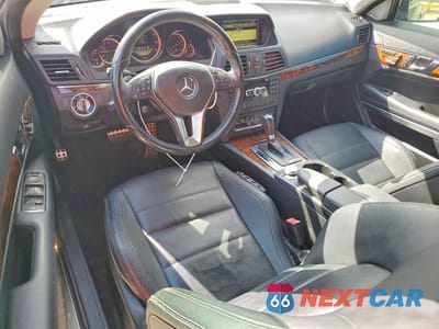 Zdjęcie 8 z 12 samochodu: 2012 MERCEDES-BENZ E 350 VIN:WDDKK5KF8CF157042 - miniatura