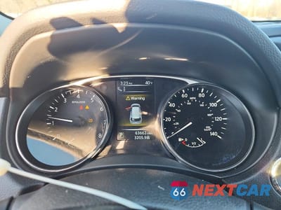 Zdjęcie 9 z 14 samochodu: 2015 NISSAN ROGUE S VIN:5N1AT2MT9FC757056 - miniatura