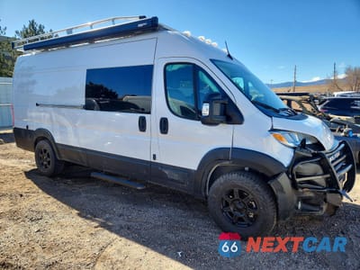 Czwarte zdjęcie samochodu z boku: 2023 RAM PROMASTER CARGO VAN VIN:3C6MRVJG5PE571055 - miniatura