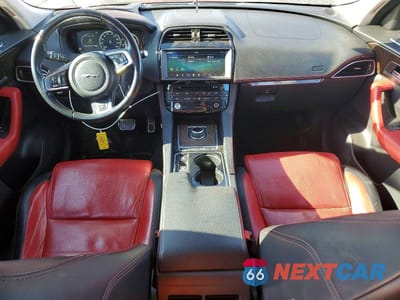Zdjęcie 8 z 12 samochodu: 2017 JAGUAR F-PACE R - SPORT VIN:SADCL2BVXHA093306 - miniatura