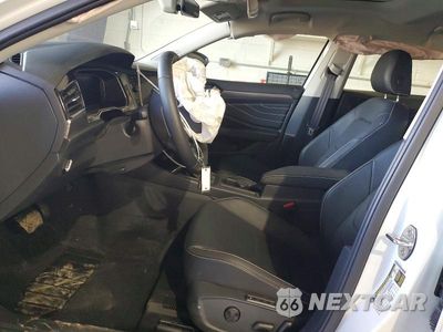 Zdjęcie 7 z 11 samochodu: 2024 VOLKSWAGEN JETTA SEL VIN:3VWGM7BU0RM070231 - miniatura