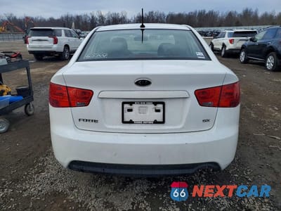 Zdjęcie 6 z 11 samochodu: 2012 KIA FORTE SX VIN:KNAFW4A32C5497355 - miniatura