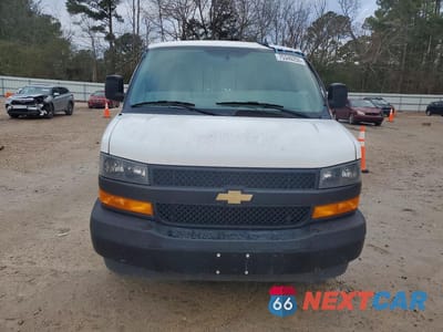 Piąte zdjęcie samochodu w środku: 2021 CHEVROLET EXPRESS G2500 VIN:1GCWGAFP2M1302258 - miniatura