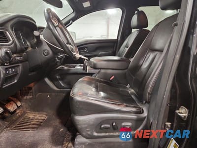 Zdjęcie 7 z 11 samochodu: 2019 NISS TITAN VIN:1N6AA1E5XKN517160 - miniatura