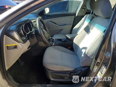 Zdjęcie 7 z 12 samochodu: 2012 KIA OPTIMA LX VIN:5XXGM4A77CG076680 - miniatura
