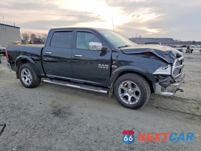 Czwarte zdjęcie samochodu z boku: 2015 RAM 1500 LARAMIE VIN:1C6RR7NT3FS774885 - miniatura