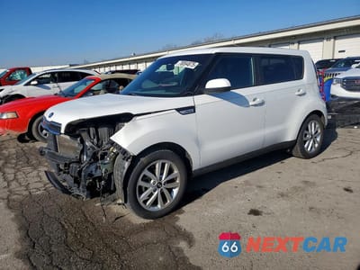 2017 KIA SOUL + KNDJP3A53H7451647 - główne zdjęcie licytacji z USA - miniatura