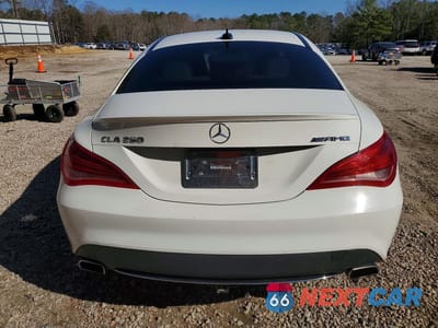 Zdjęcie 6 z 12 samochodu: 2014 MERCEDES-BENZ CLA 250 VIN:WDDSJ4EB8EN104839 - miniatura