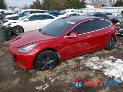 2018 TESLA MODEL 3 5YJ3E1EB3JF088110 - główne zdjęcie licytacji z USA - miniatura