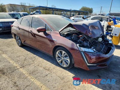 Czwarte zdjęcie samochodu z boku: 2018 HONDA CLARITY TOURING VIN:JHMZC5F38JC005118 - miniatura