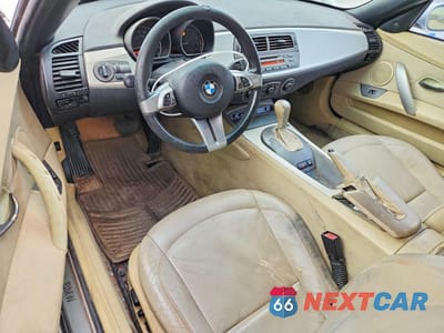 Zdjęcie 8 z 12 samochodu: 2004 BMW Z4 3.0 VIN:4USBT53534LU07443 - miniatura