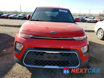 Piąte zdjęcie samochodu w środku: 2021 KIA SOUL LX VIN:KNDJ23AU9M7141020 - miniatura