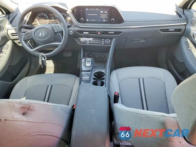 Zdjęcie 8 z 12 samochodu: 2021 HYUNDAI SONATA SEL VIN:5NPEL4JA5MH067374 - miniatura