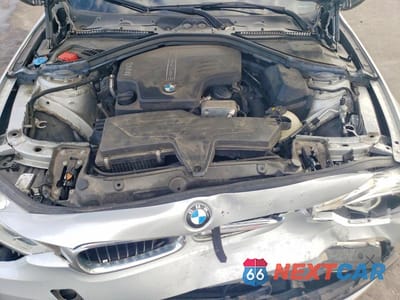 Zdjęcie 11 z 12 samochodu: 2018 BMW 320 I VIN:WBA8E1G57JNU92507 - miniatura