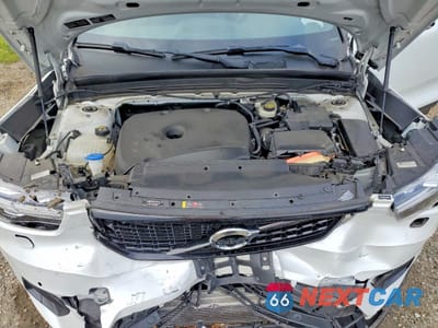 Zdjęcie 11 z 12 samochodu: 2019 VOLVO XC40 T5 R-DESIGN VIN:YV4162UM9K2150611 - miniatura