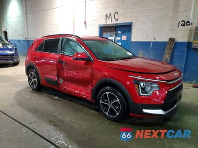 Czwarte zdjęcie samochodu z boku: 2025 KIA NIRO EX VIN:KNDCR3LE8S5274192 - miniatura