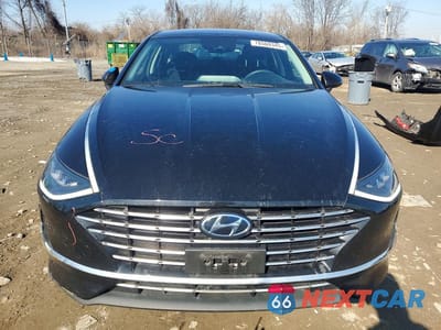 Piąte zdjęcie samochodu w środku: 2021 HYUNDAI SONATA HYBRID BLUE VIN:KMHL24JJ8MA027593 - miniatura