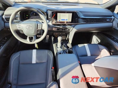 Zdjęcie 8 z 12 samochodu: 2025 TOYOTA CAMRY VIN:4T1DAACK9SU542271 - miniatura