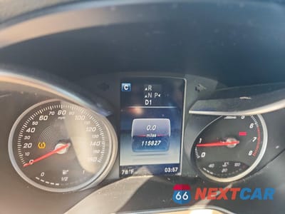 Zdjęcie 9 z 12 samochodu: 2016 MERCEDES-BENZ C 300 4MATIC VIN:55SWF4KB8GU176223 - miniatura