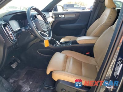 Zdjęcie 7 z 13 samochodu: 2021 VOLVO XC40 T5 INSCRIPTION VIN:YV4162UL2M2457791 - miniatura