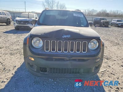 Piąte zdjęcie samochodu w środku: 2015 JEEP RENEGADE LATITUDE VIN:ZACCJABT2FPC07712 - miniatura