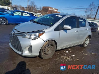 2017 TOYOTA YARIS 5-DOOR L VNKKTUD32HA078045 - główne zdjęcie licytacji z USA - miniatura