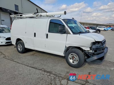 Czwarte zdjęcie samochodu z boku: 2019 CHEVROLET EXPRESS 2500 UTILITY / SERVICE VAN VIN:1GCWGAFG0K1303423 - miniatura