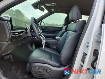 Zdjęcie 7 z 13 samochodu: 2025 HYUNDAI SANTA FE CALLIGRAPHY VIN:5NMP54G17SH048314 - miniatura