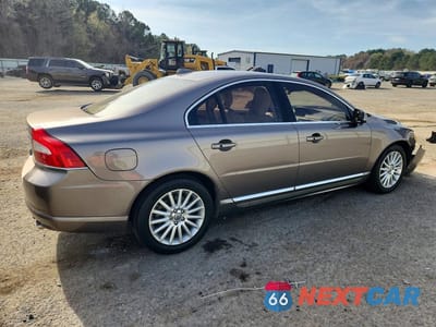 Trzecie zdjęcie samochodu z tyłu: 2012 VOLVO S80 3.2 VIN:YV1952AS9C1157118 - miniatura